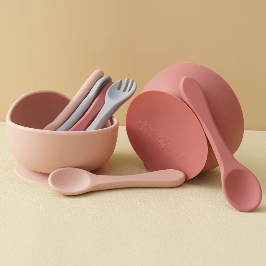 Vajilla de silicona para bebé con platos de ventosa y cubiertos - imagen 2