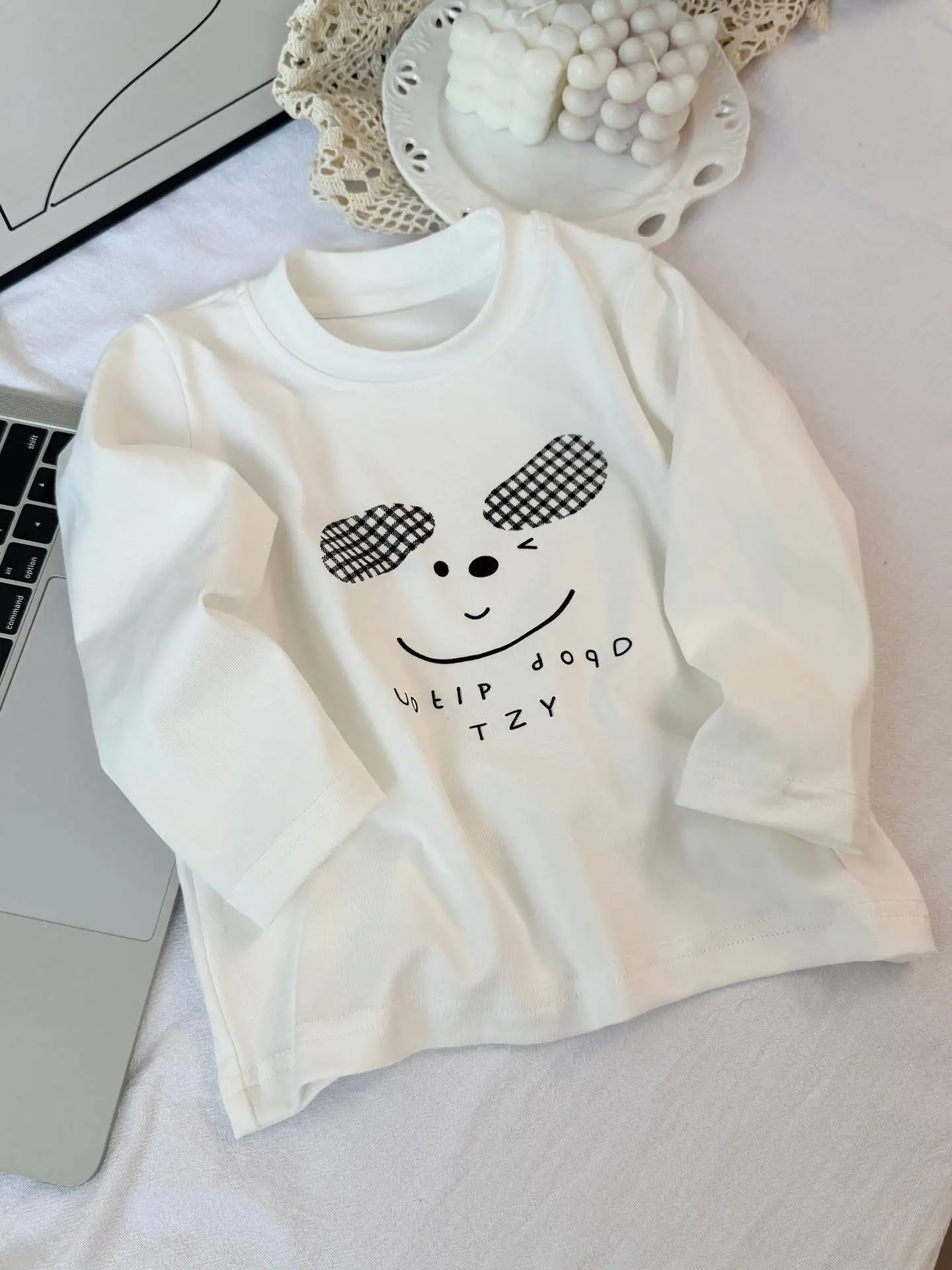 Camiseta infantil de manga larga para primavera