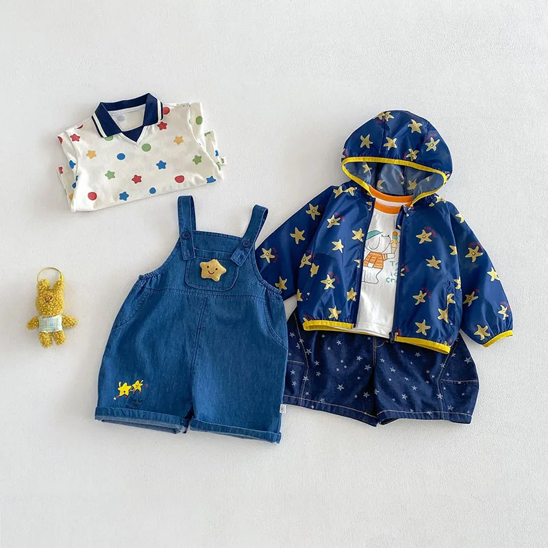 Vaqueros veraniegos unisex con estampado de estrellas y letras - imagen 2