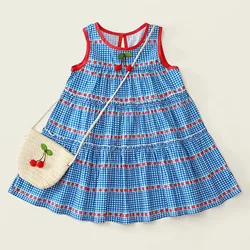 Vestido de niña sin mangas de verano a cuadros con cerezas