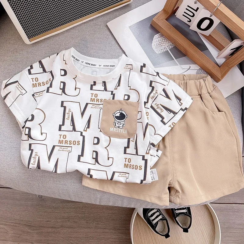 Conjunto infantil para verano, estilo deportivo