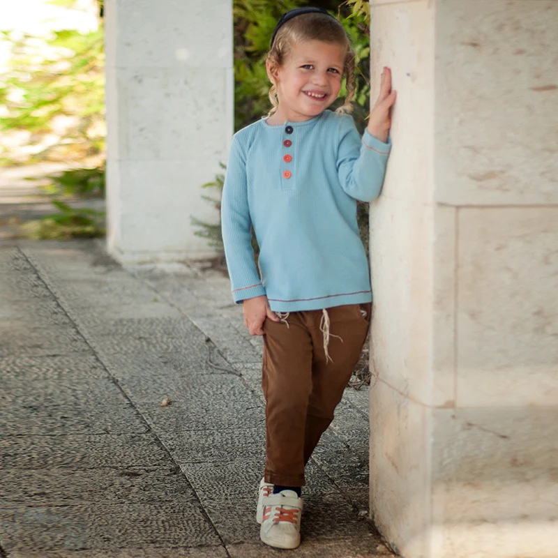 Camiseta acanalada de algodón para niño con botones – Invierno - imagen 2