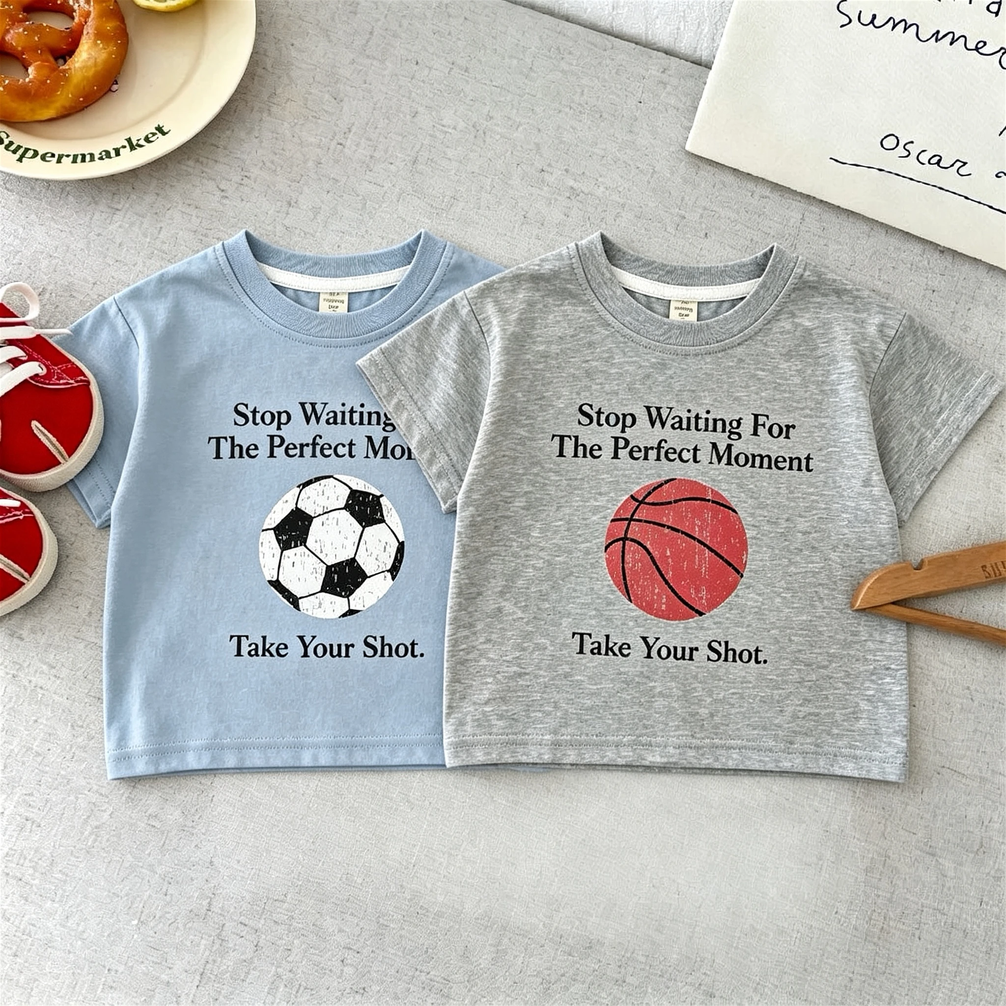 Camiseta niño manga corta con cuello redondo para verano