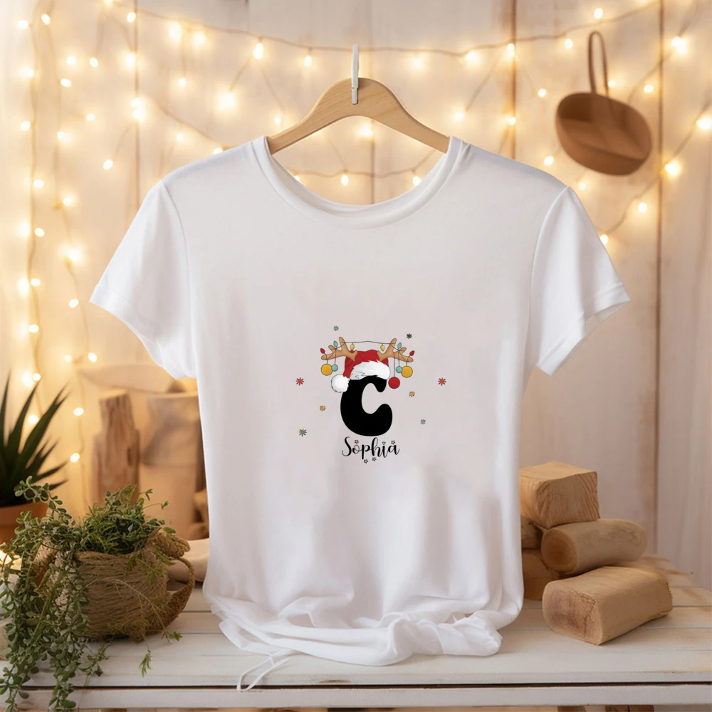Camiseta navideña familiar personalizada con nombre - imagen 2