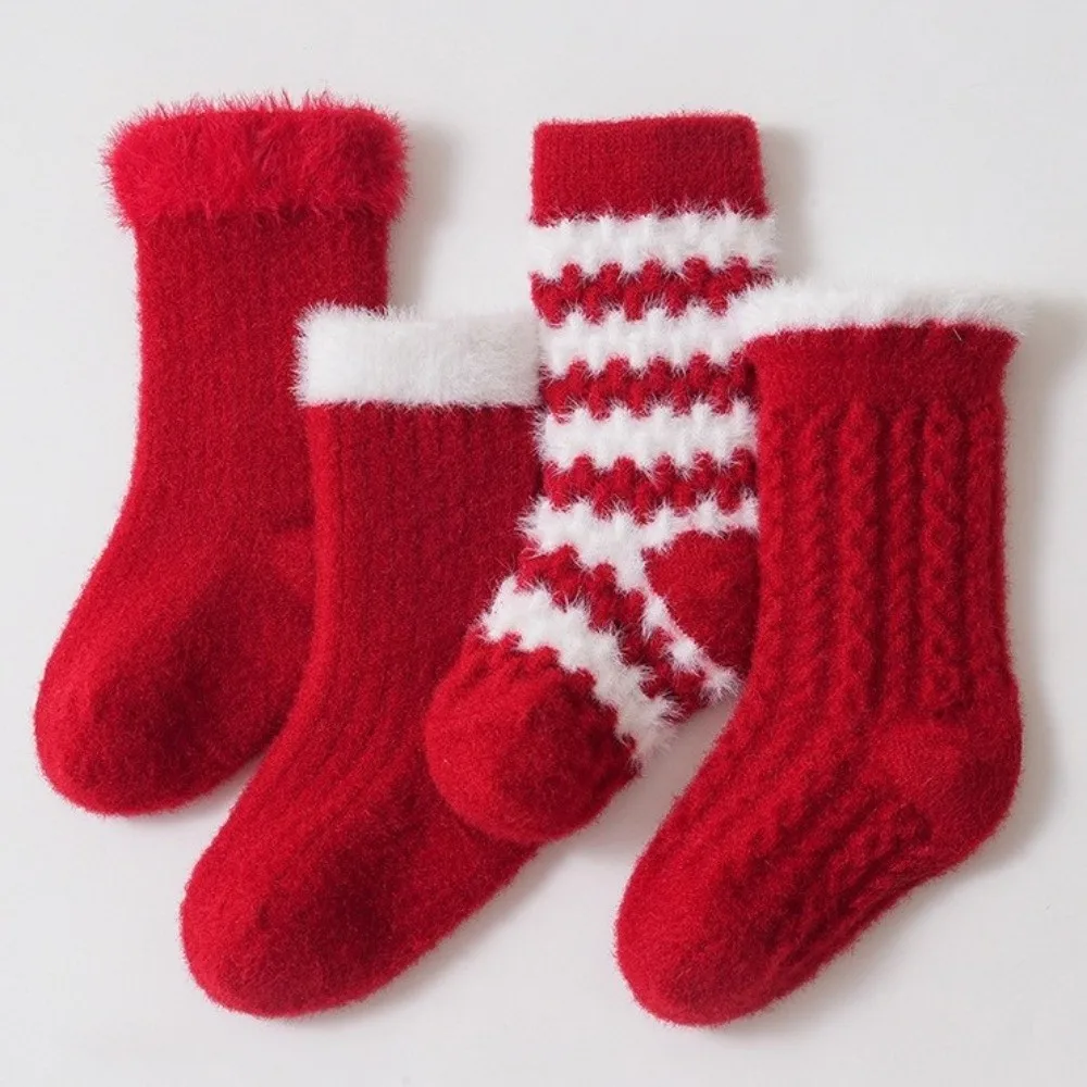 Calcetines de bebé de felpa antifrío con rayas rojas suaves - imagen 4