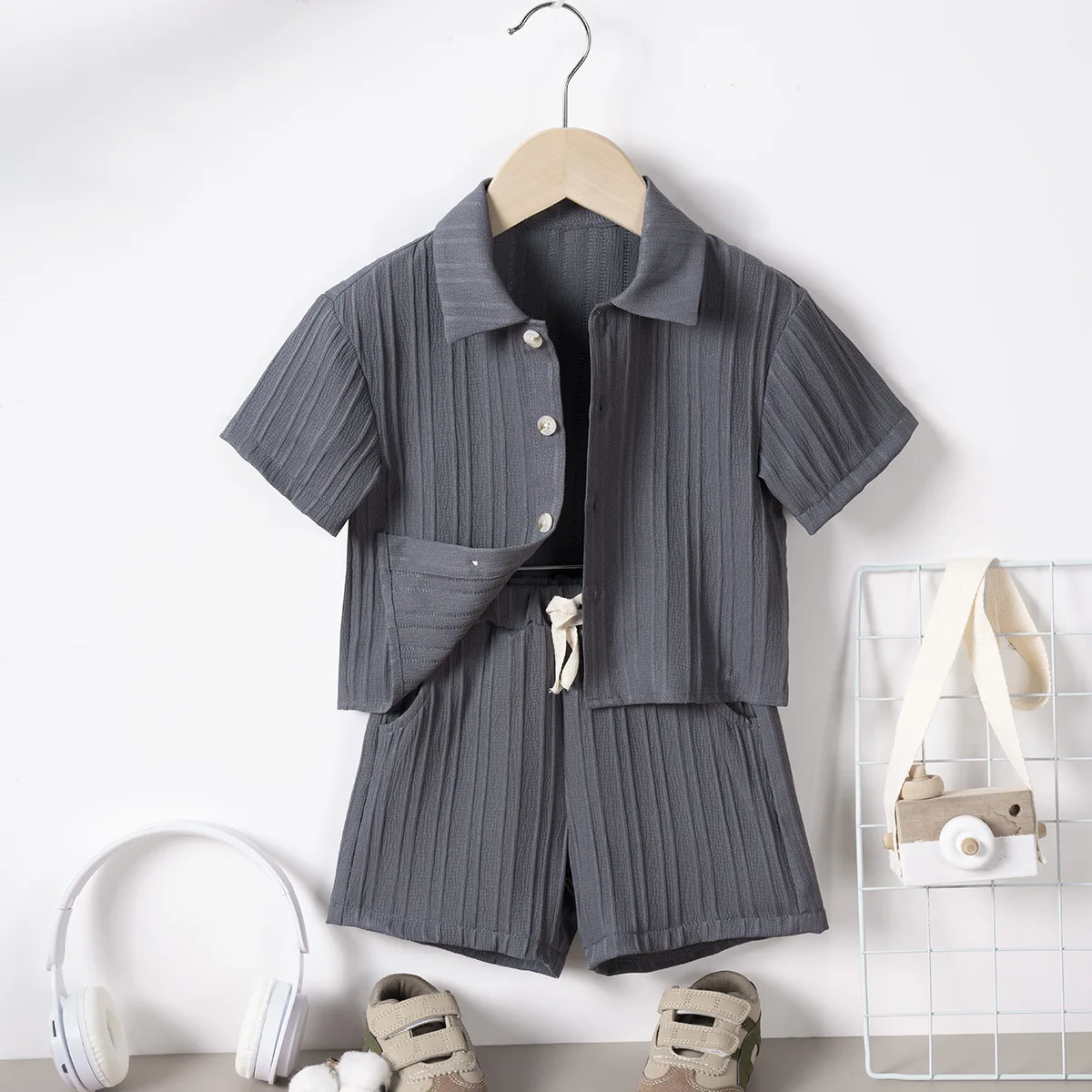 Conjunto de verano niño camisa manga corta con solapa y pantalón corto