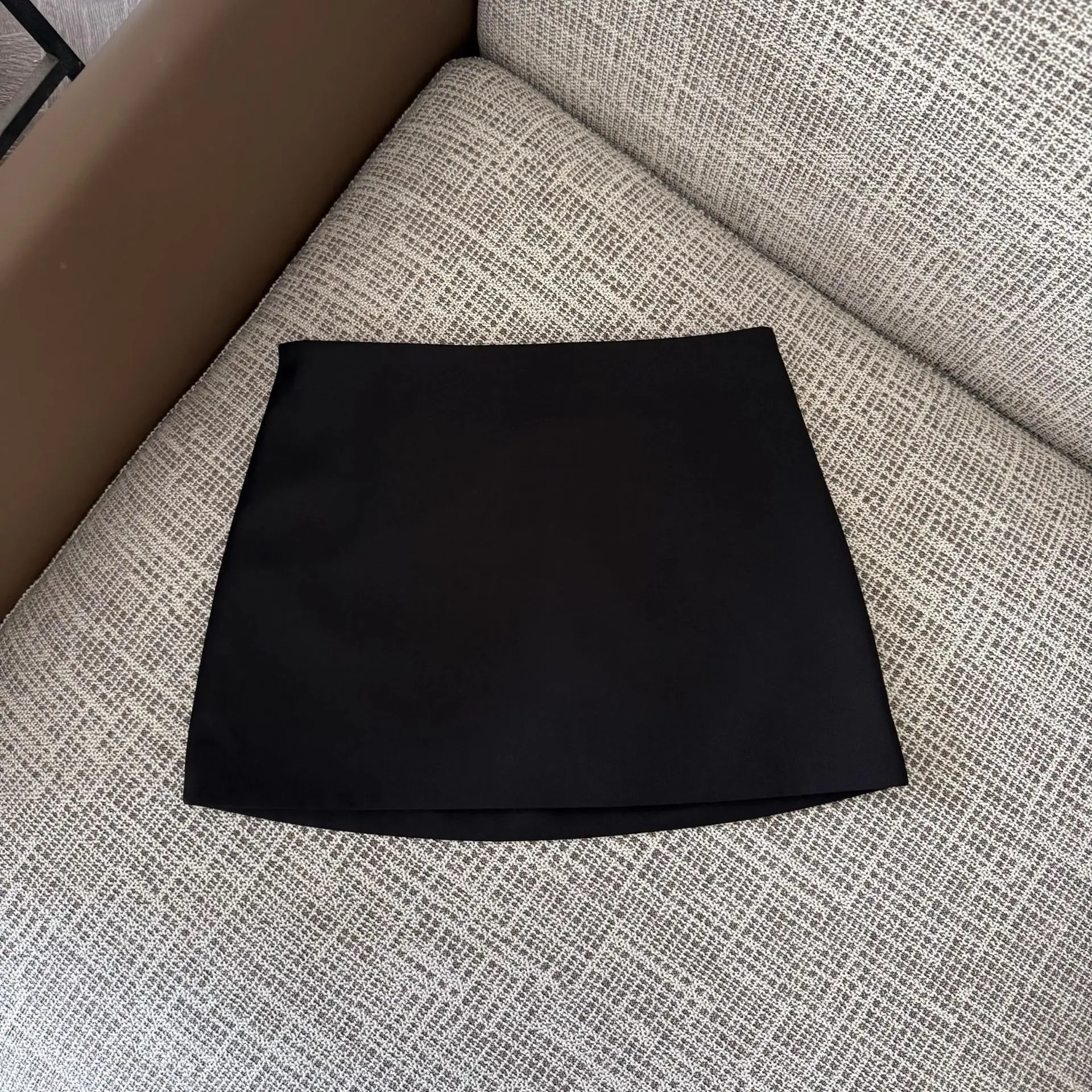 Falda gris de cintura alta ajustada a la cadera para verano mujer