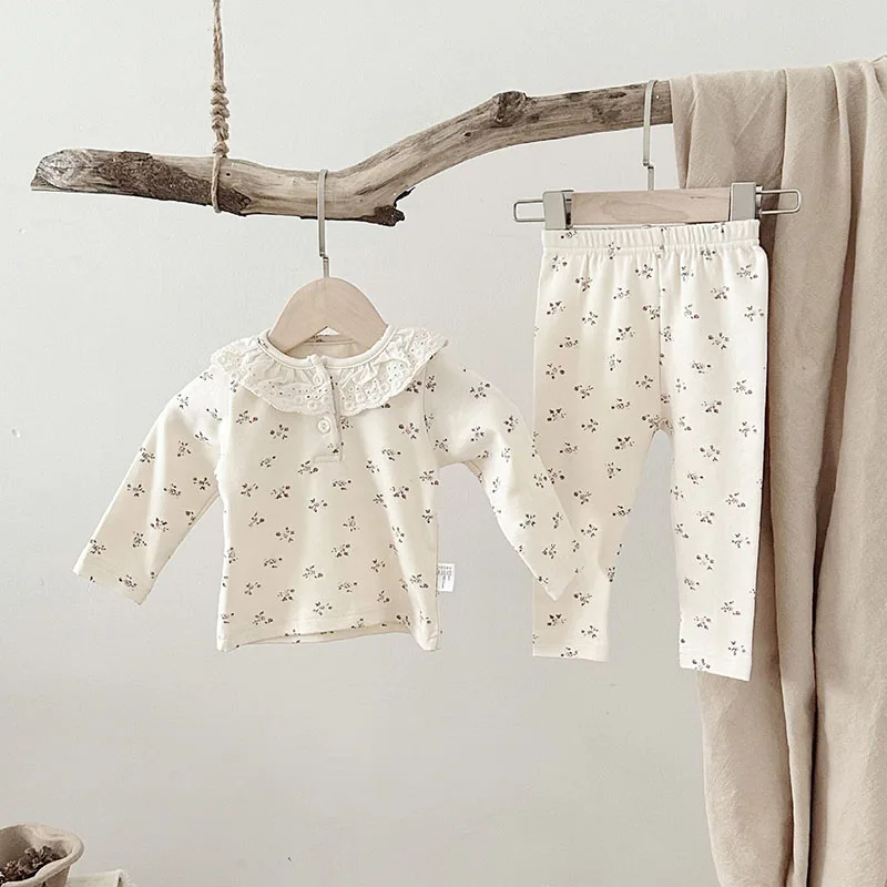 Milancel pijamas de niña con cuello volantes florales - imagen 3