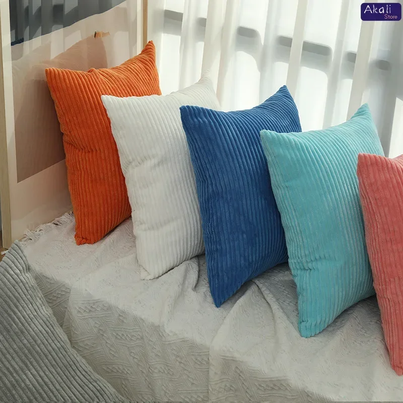 Funda de almohada en pana suave y esponjosa color liso - imagen 2
