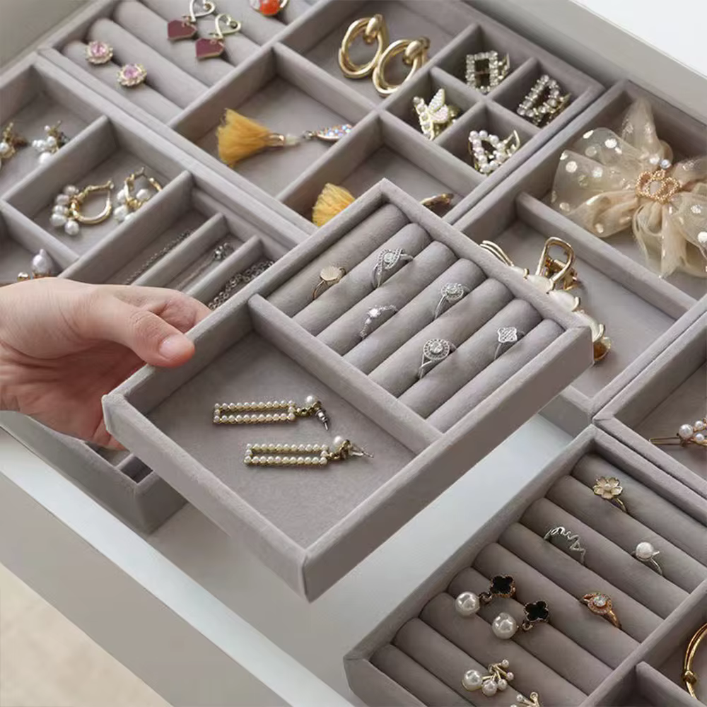 Organizador de joyas con bandejas de terciopelo apilables - imagen 4