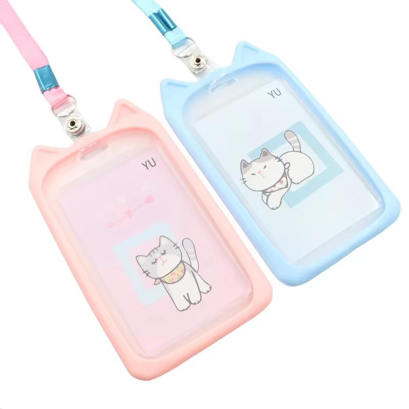 Credencial escolar con carrete retráctil – Diseño colorido para niños - imagen 4