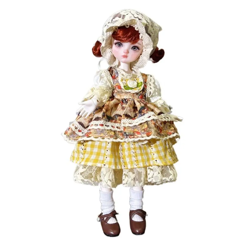 Sombrero coordinado para conjunto de muñeca