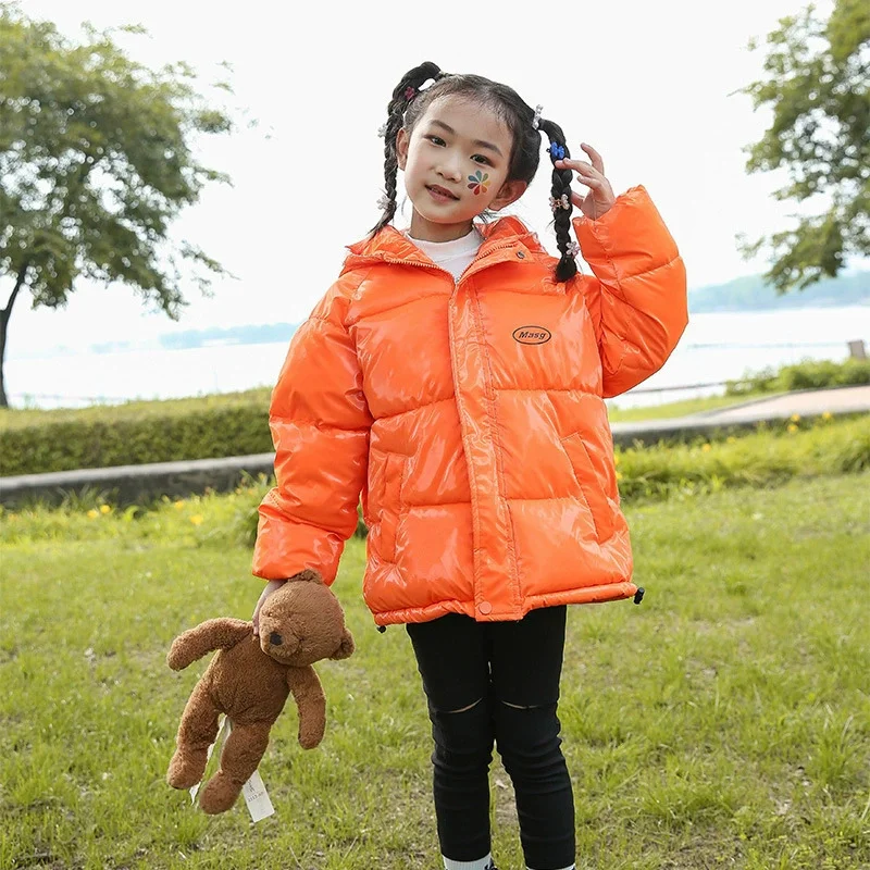 Chaqueta de plumón acolchada infantil con capucha para invierno - imagen 3