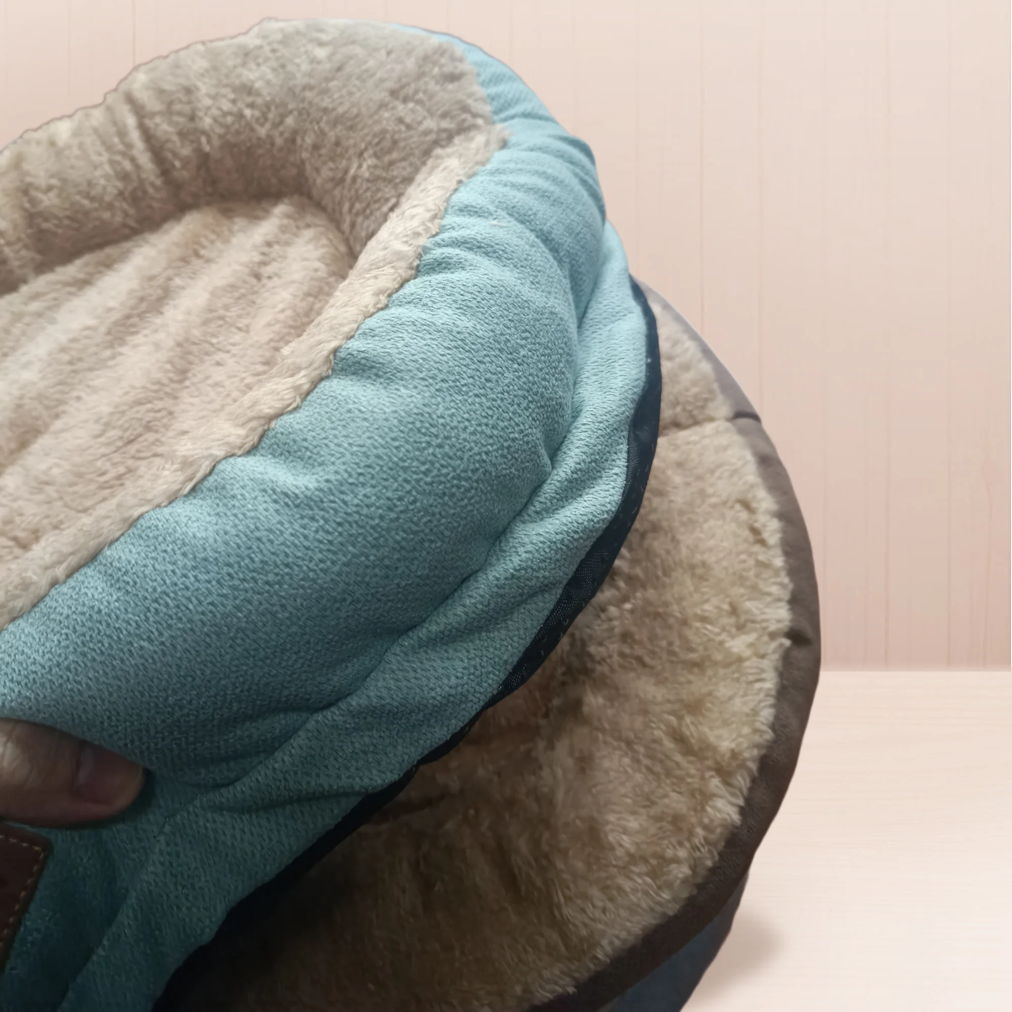Cama acogedora de felpa para perros y gatos – Cojín suave para mascotas - imagen 5