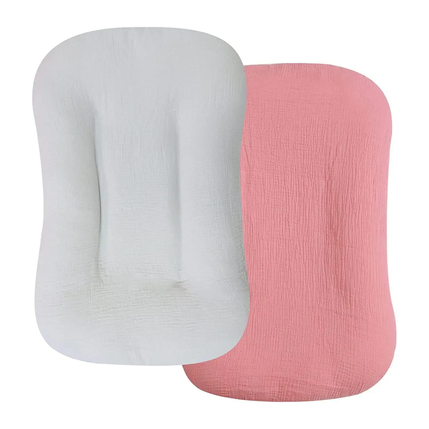 Funda colocada en tumbona de bebé