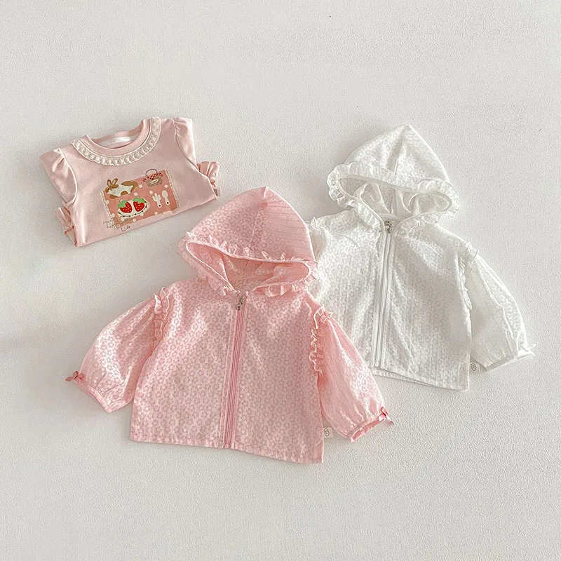 Chaqueta floral holgada para bebé