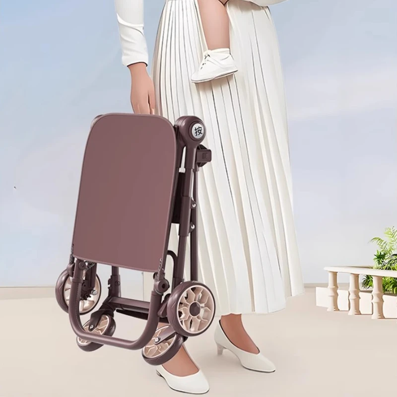Cochecito ultraligero de paseo con asiento giratorio y sombrilla UV - imagen 4