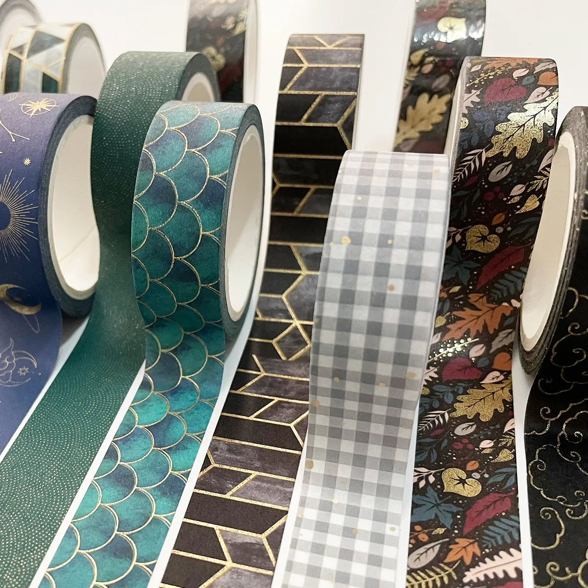 Cinta washi bronce geométrica para manualidades infantiles - imagen 4