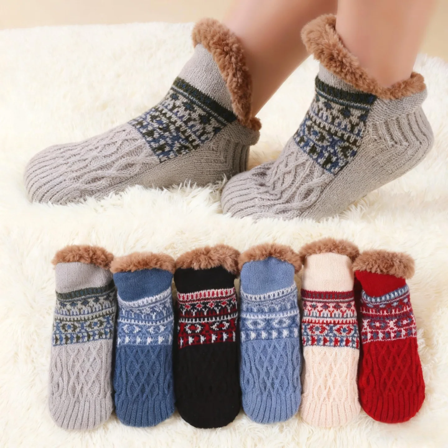 Calcetines de suelo térmicos con aspecto mullido