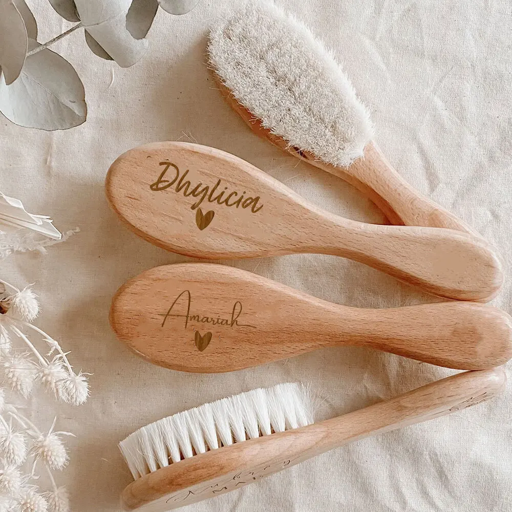Cepillo para el pelo de madera personalizado con nombre para bebé - imagen 2