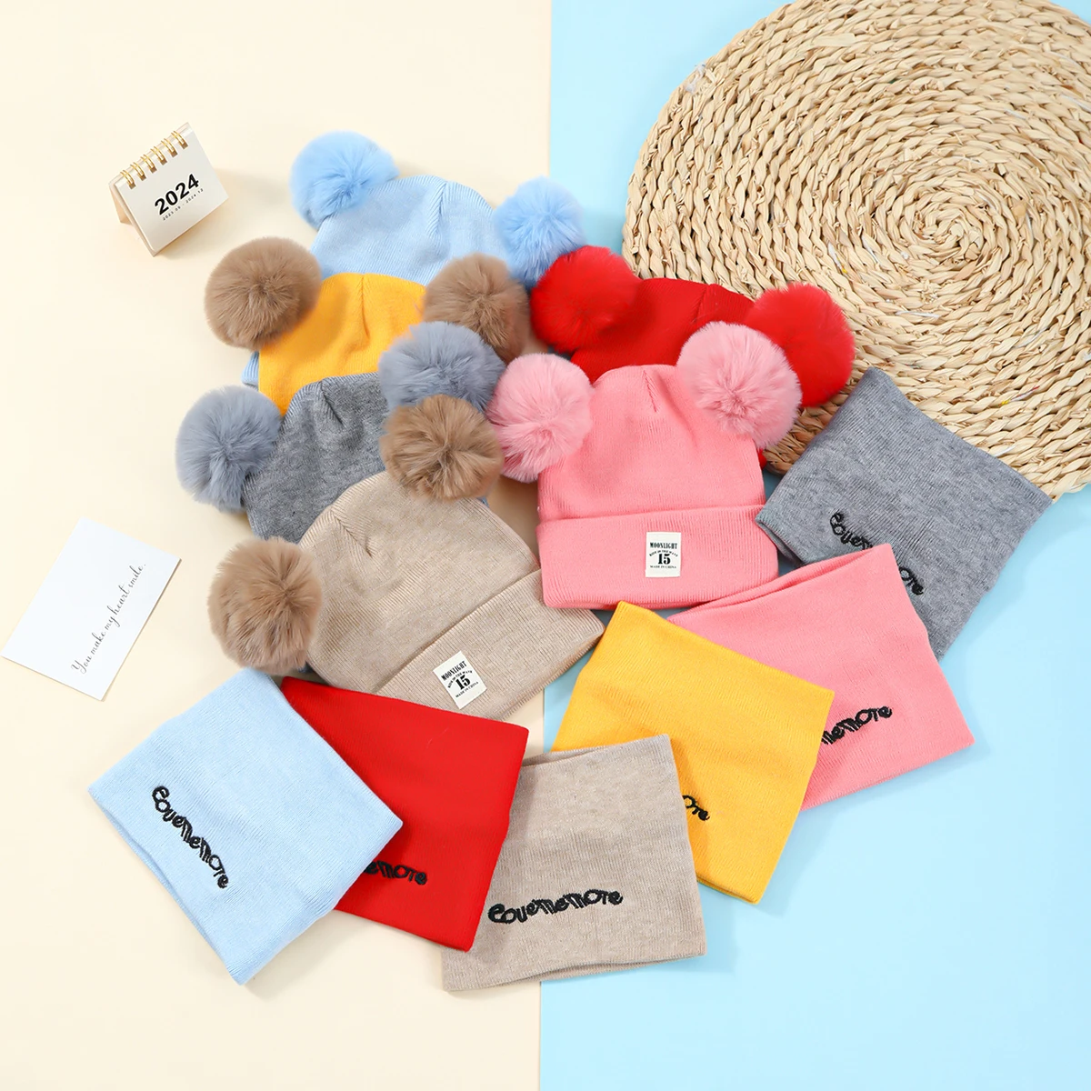 Gorro y bufanda de bebé con motivo de oso