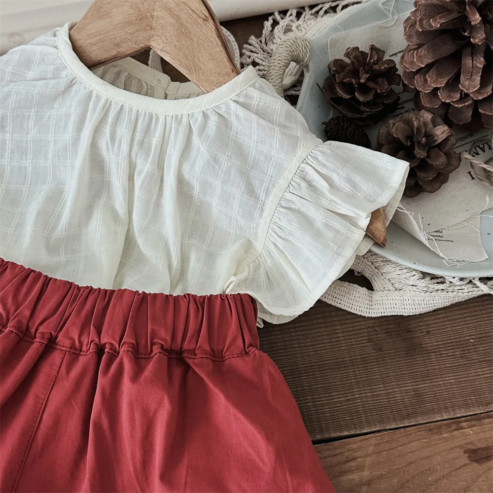 Pantalón corto rojo con cintura elástica