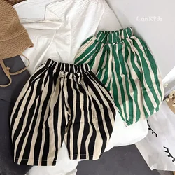 Pantalones cortos a rayas transpirables para bebés y niños