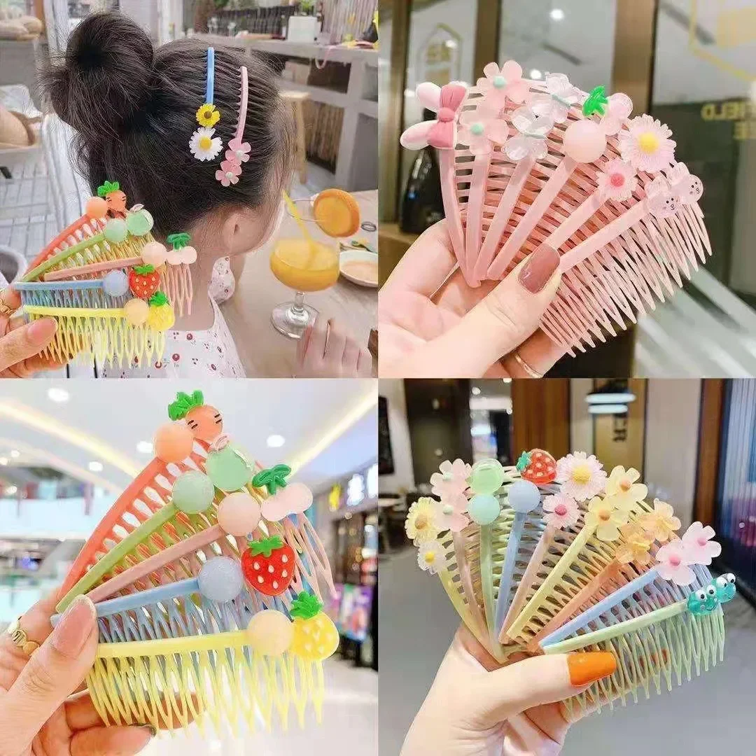 Set de pinzas y peine para niña con adornos divertidos