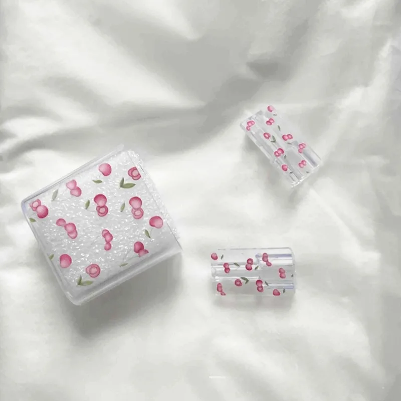 Funda protectora para cable de carga rosa con flores - imagen 2