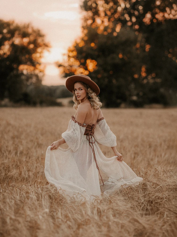 Conjunto de maternidad bohemio con top bordado y falda maxi elegante - imagen 3