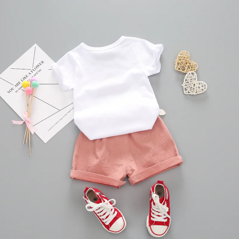 Conjunto verano bebé: camiseta y pantalón corto para niña - imagen 2