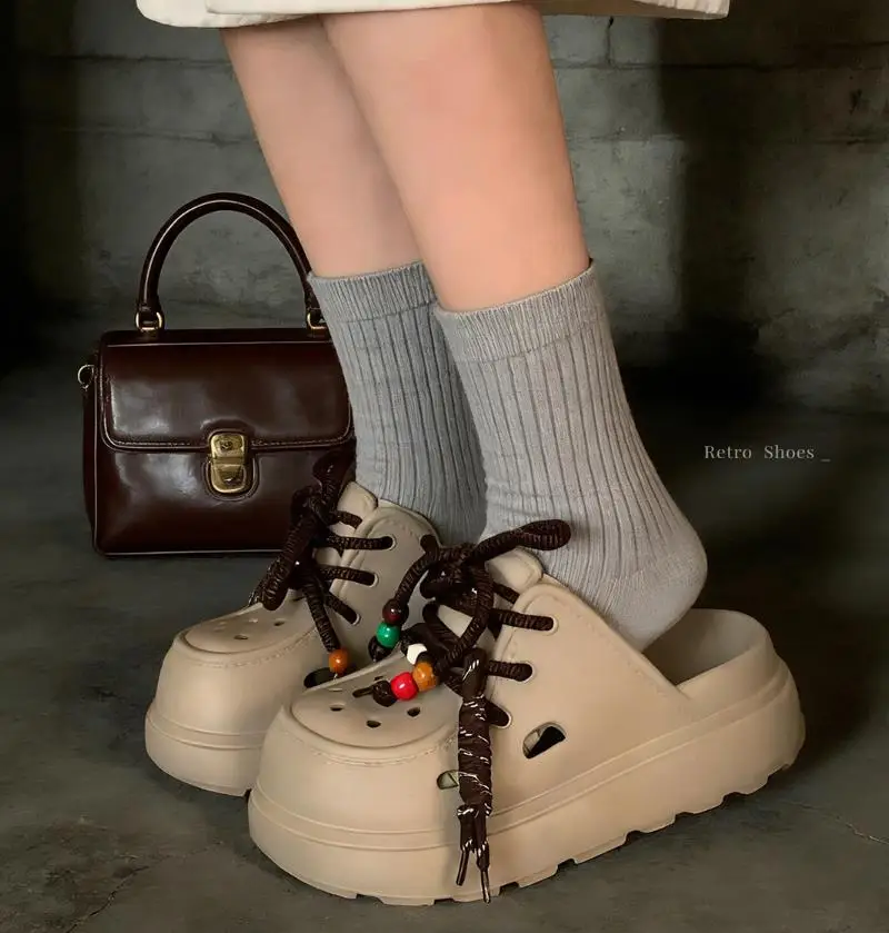 Sandalias playa niña con cuentas de colores y cordones - imagen 5