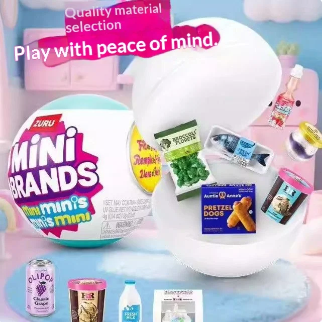 Bola sorpresa con miniatura temática