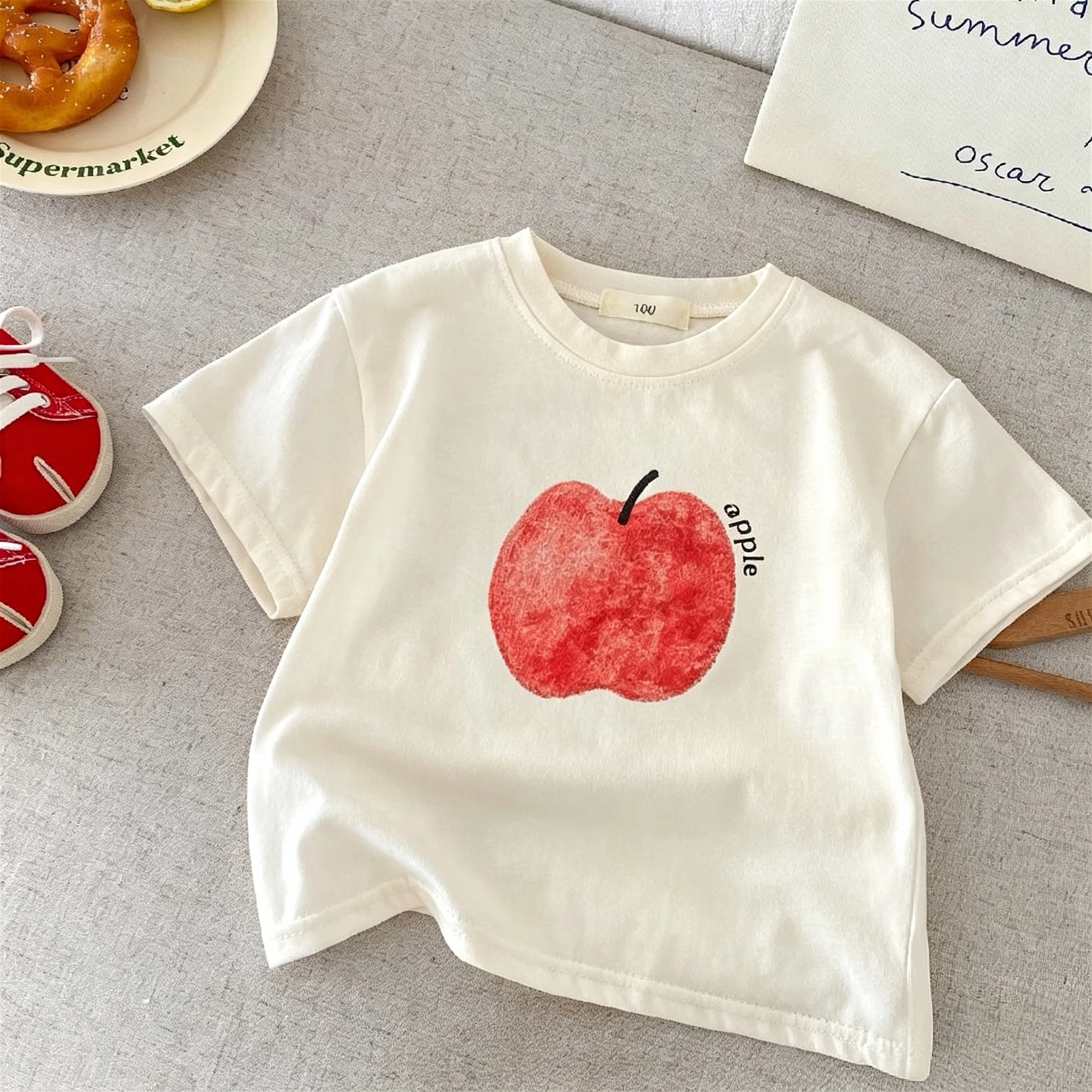 Camiseta infantil de verano con estampado sencillo