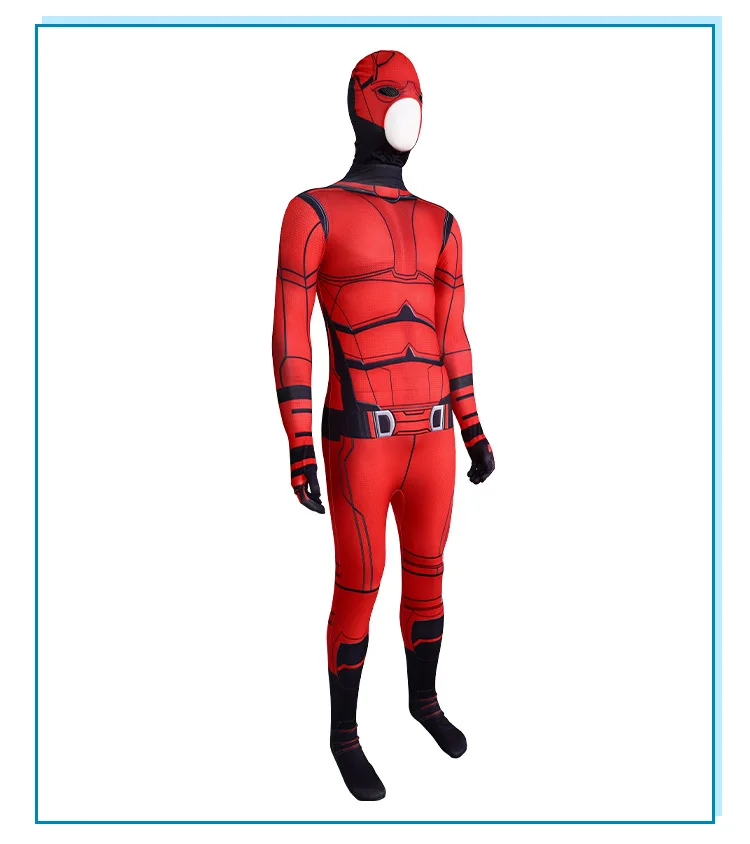 Grupo de niños usando trajes Daredevil en fiesta de Carnaval