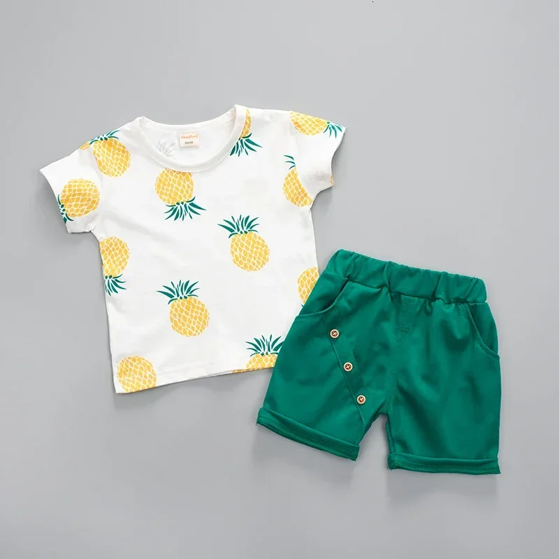 Conjunto de verano para niña en algodón con camiseta y pantalones cortos - imagen 5