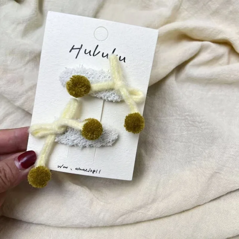 Pinzas de pelo con pompón para niñas – Antideslizantes otoño invierno - imagen 5