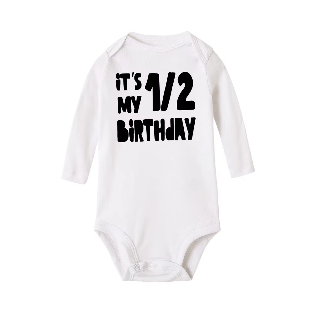 Body de algodón con letras para bebé – Ideal para celebraciones - imagen 3