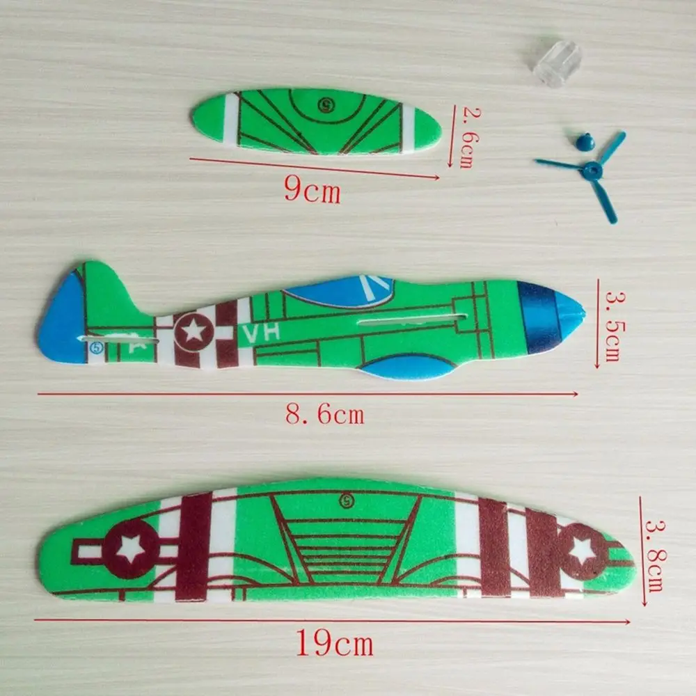 Set de 5 aviones con colores aleatorios