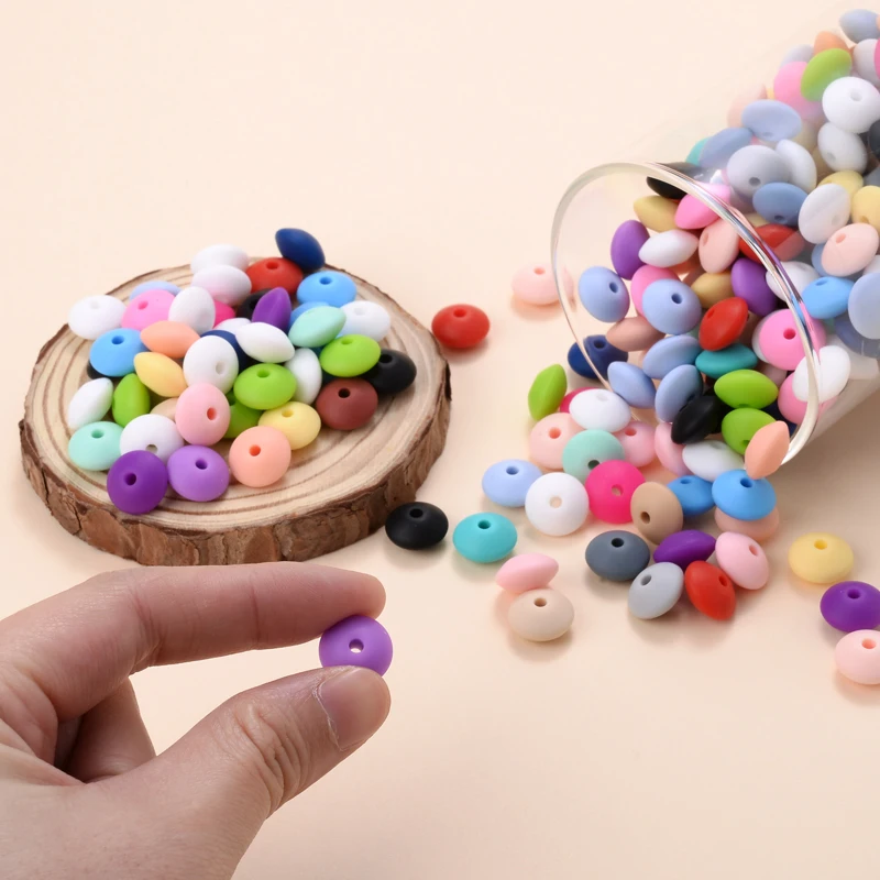 Accesorios para bebé organizados