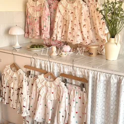 Pijama infantil de manga larga con ositos y conejos