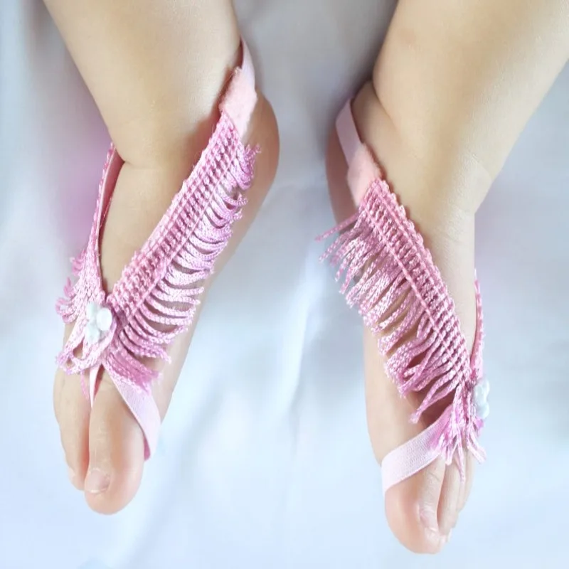 Sandalias descalzas en colores rosados