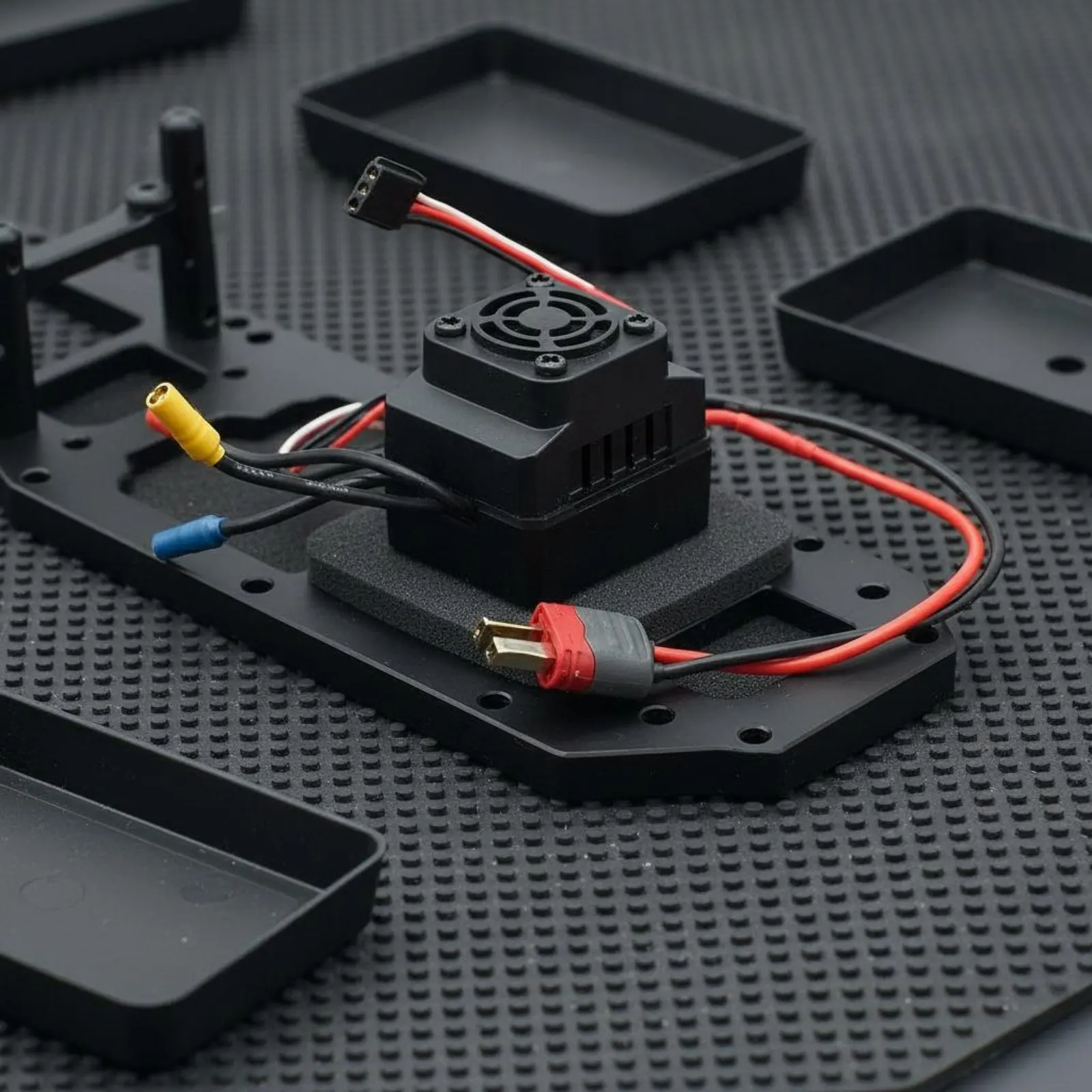Regulador brushless RC con protección contra sobrecalentamiento - imagen 2