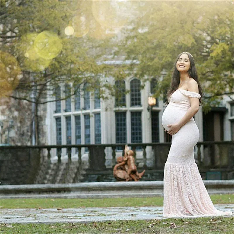 Vestido premamá largo con elegancia de enfermería y hombros descubiertos - imagen 3