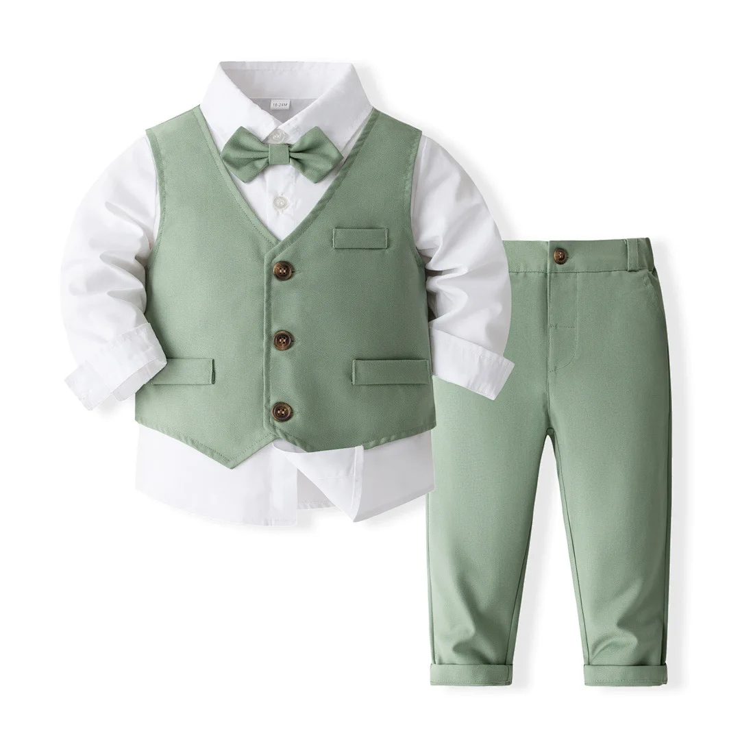 Chaleco con corbata y conjunto completo