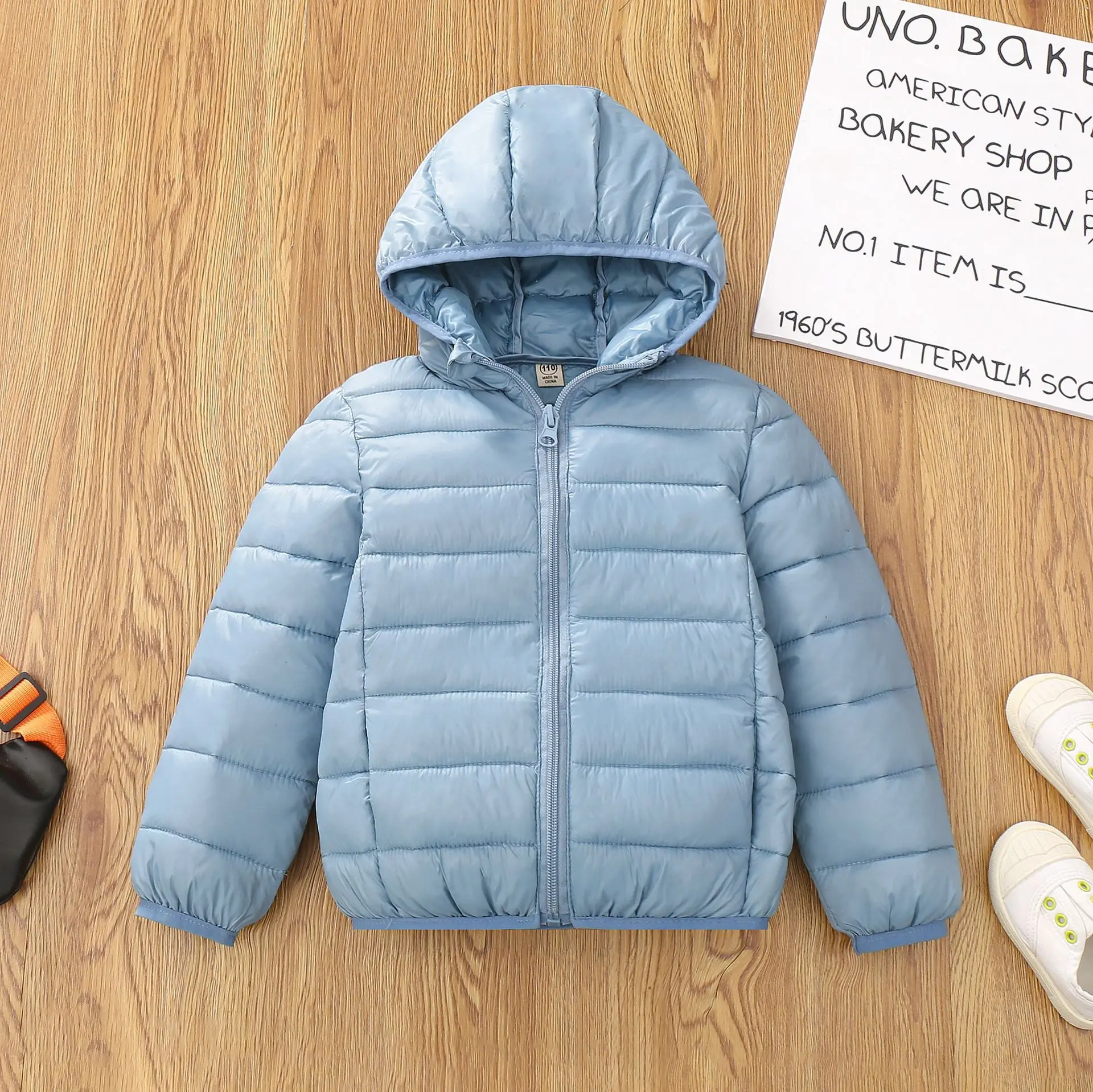 Chaqueta infantil con capucha unisex para otoño e invierno