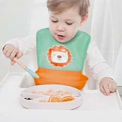 Babero de silicona impermeable suave para bebé con diseños divertidos