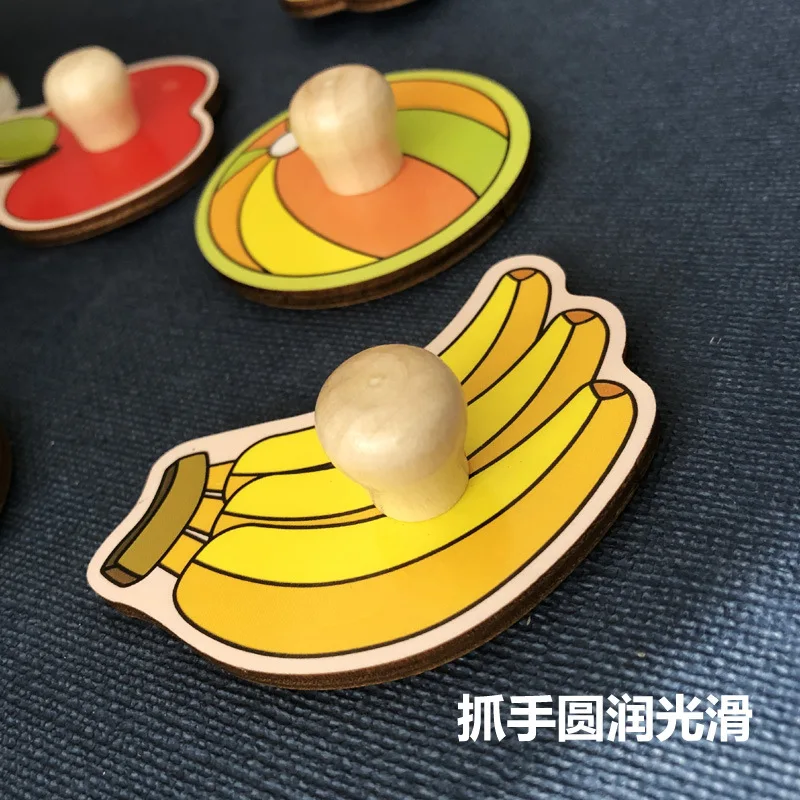 Puzzle Montessori de frutas – Tablero sensorial de madera para niños - imagen 2