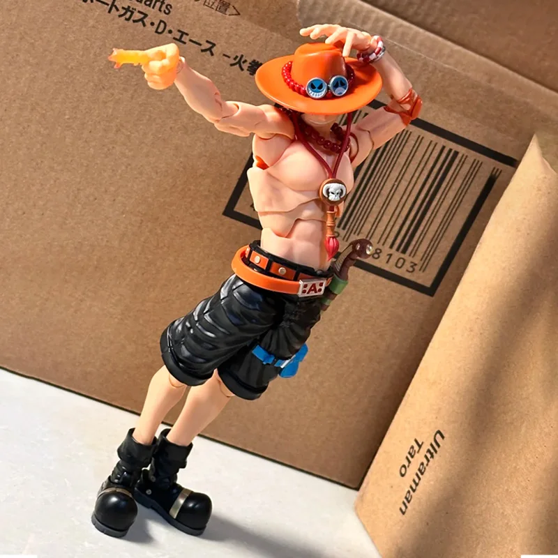 Figura de Portgas D. Ace articulada de PVC en 18 cm