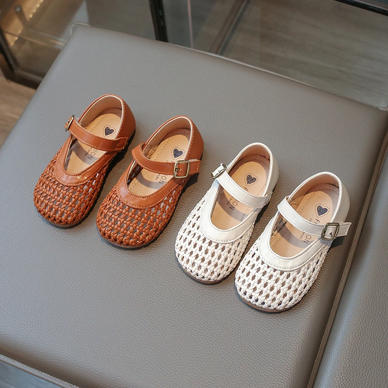 Sandalias beachwear para niña